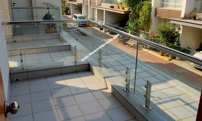 4 BHK Villa for Sale in Karapakkam